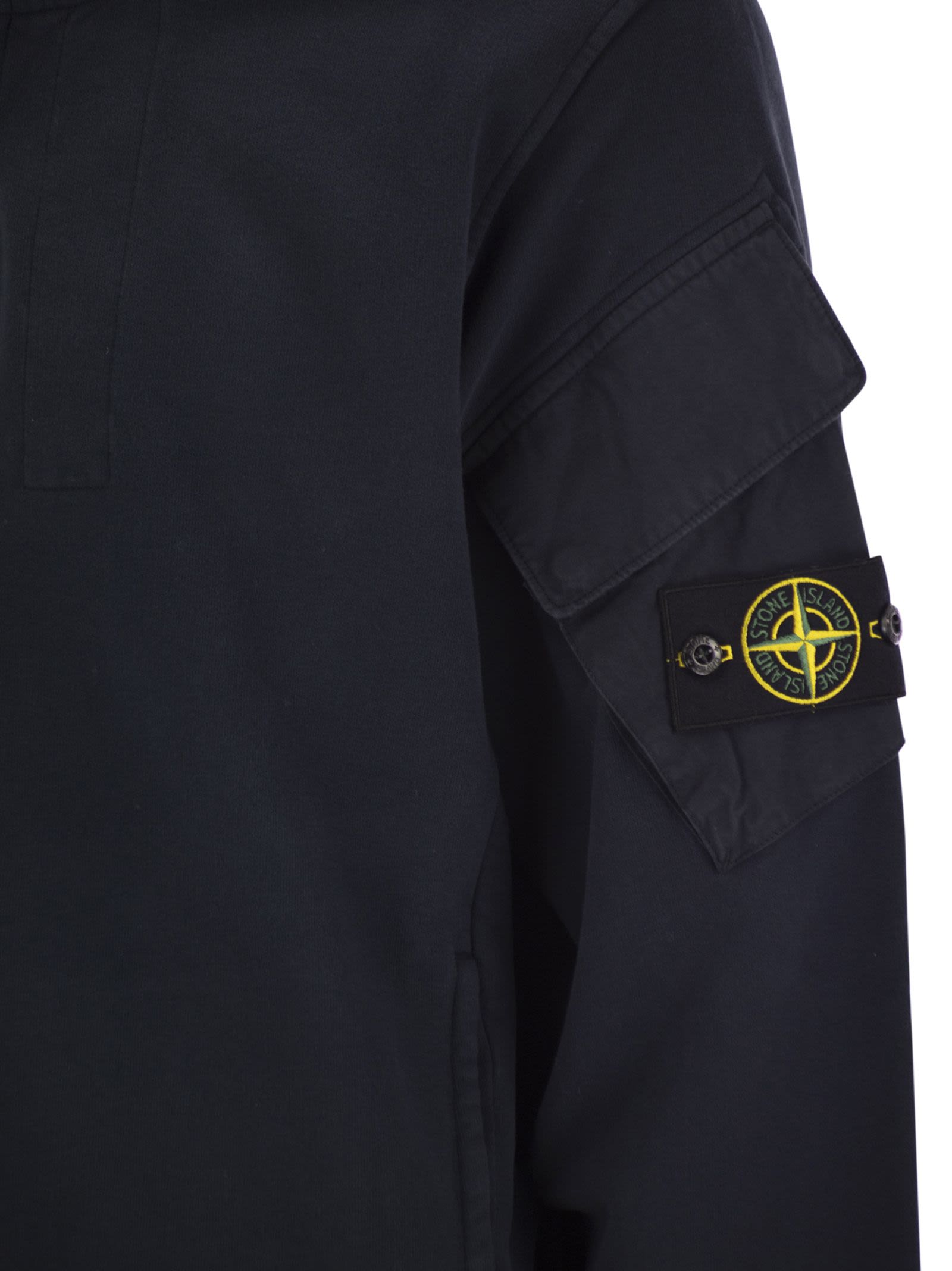 Stone Island Hoodie With Zip And Sleeve Pockets